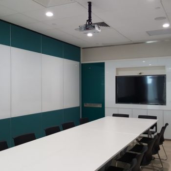 CTBC-Solid-OW-with-Glass-Whiteboard-1024x576 (1)